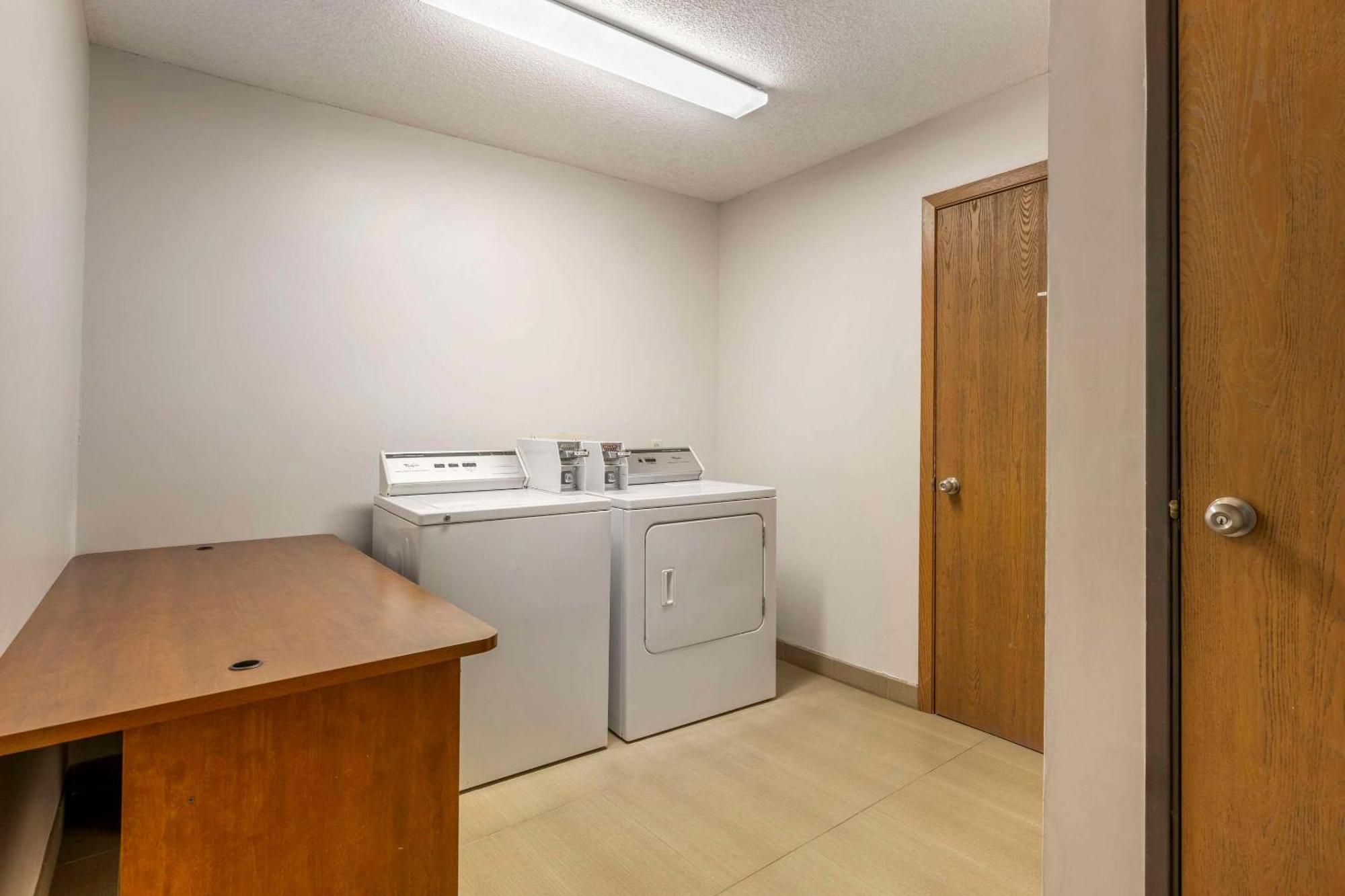 Comfort Inn הסטינגס מראה חיצוני תמונה