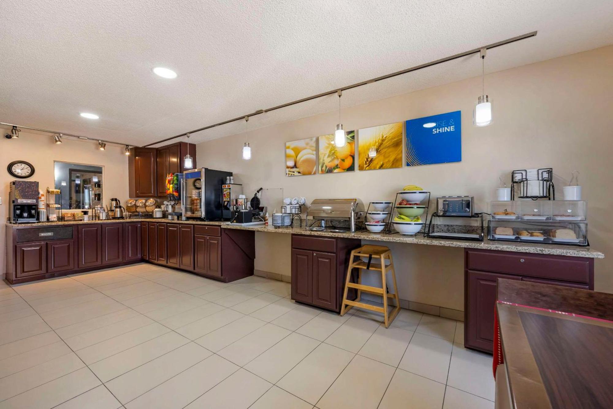 Comfort Inn הסטינגס מראה חיצוני תמונה